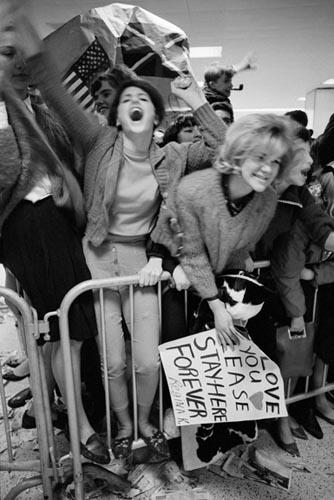 Bill Eppridge Screaming Girls, JFK Airport, NY, Febraury 7, 964. Copyright Bill Eppridge 