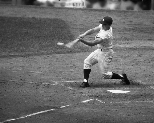 Roger Maris hits his 61st home run to break Babe Ruth's Record, 1961
