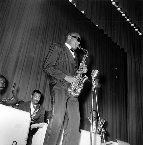 Ray Charles and Hank Crawford performing at City Auditorium, ca. 1961