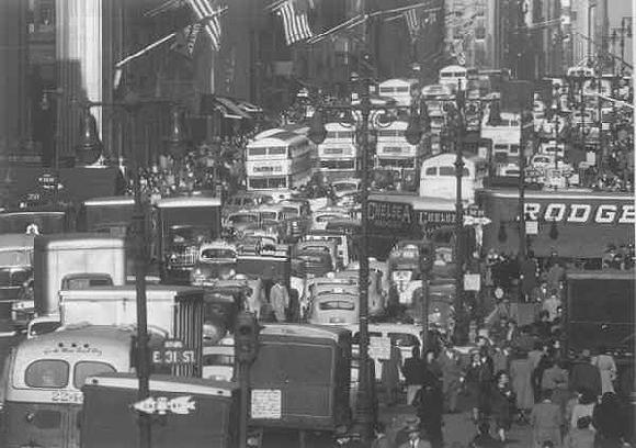 Fifth Avenue looking north from 32nd St., NY, 1948<br/>