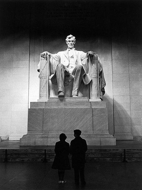 Photo: Young Americans at Lincoln Memorial, Washington, DC Gelatin Silver print #1987