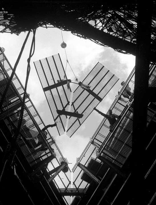 Building of St. Louis Arch, 1963<br/>