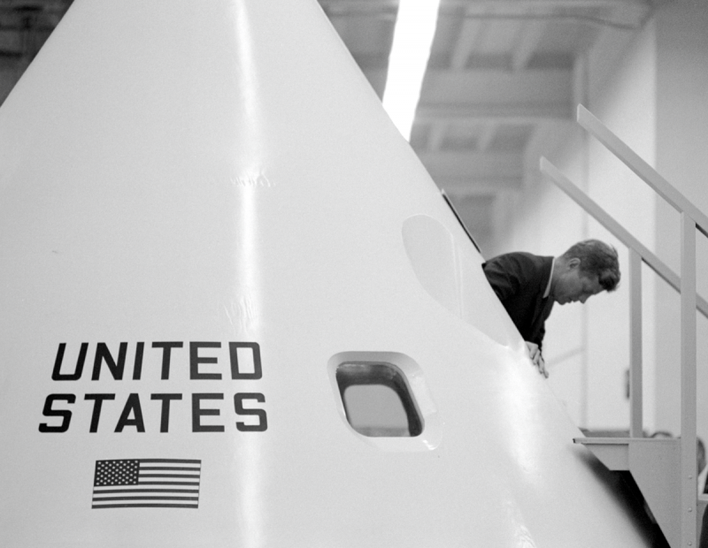 Photo: President John. F. Kennedy visits the Houston Space Center, 1962 Archival Pigment Print #2789