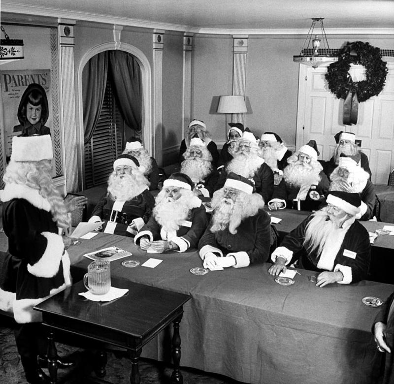 Photo: Dean of Santas giving lecture at the Waldorf Santa Convention, New York, 1948 Gelatin Silver print #2811
