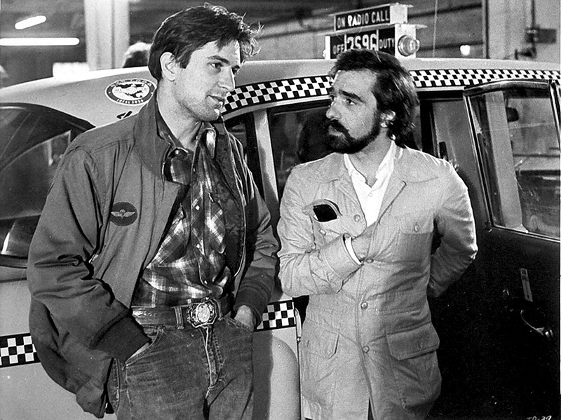 On the set of Taxi Driver – Martin Scorsese and Robert De Niro (1976)
