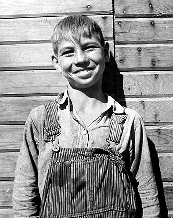 One of the younger Cleaver boys, Oregon, October, 1938