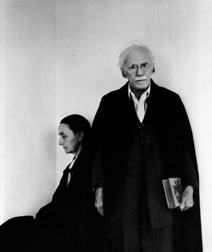 O'Keefe and Steiglitz, 1944