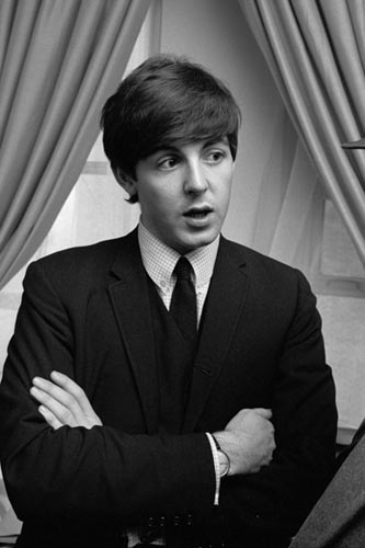 Paul McCartney, Plaza Hotel, NYC, Feb 7, 1964. Copyright Bill Eppridge