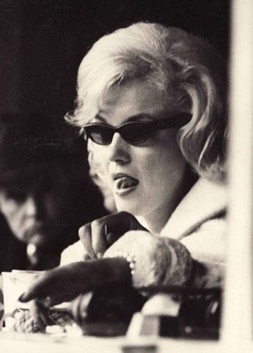 Photo: Marilyn Monroe at a New York Yankees baseball game, Yankee Stadium, c. 1954 Vintage Gelatin Silver Print #1182