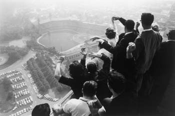 University of Pittsburgh students watch the 1960 World Series from the Cathedral of Learning, Pittsburgh, Pennsylvania, 1960
