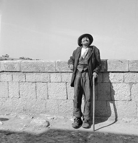 Photo: Old Man, Bonefro, Italy, 1946 Archival Pigment Print #2303