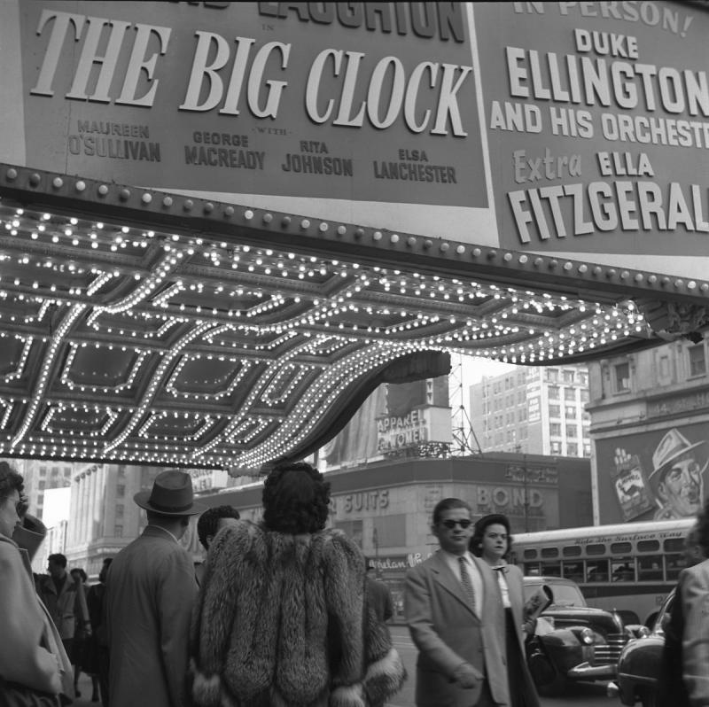 Photo: Paramount Theater, New York City, April 4, 1948 Gelatin Silver print #2694