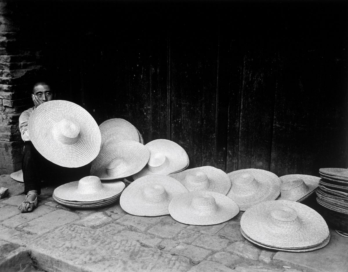 Hat seller, Lanchow, China, 1941
