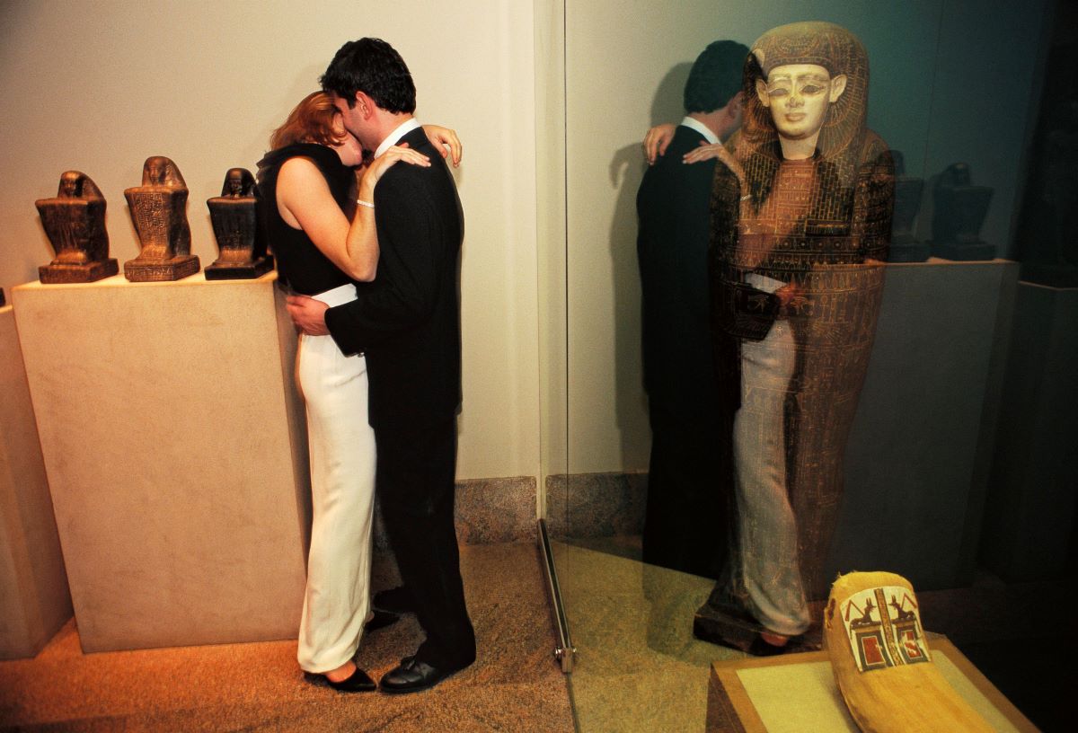Party at the Metropolitan Museum of Art, New York, June 23, 1998