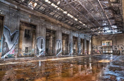 Image #3 for ERIC SMITH'S PHOTOGRAPHS OF DETROIT'S HAUNTING DEPOT IN PRESERVATION MAGAZINE